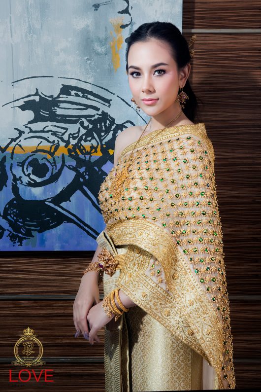 Thai Wedding Dress15