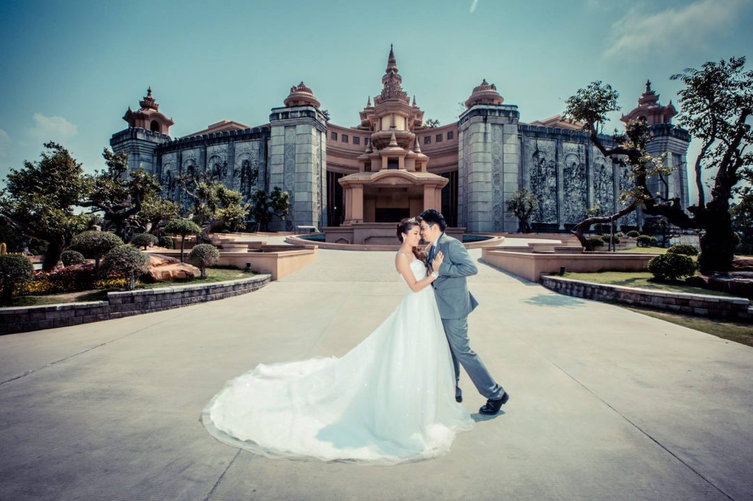 Deeplove Wedding Studio | ดีพเลิฟ ชุดเจ้าสาวมินิมอล, ชุดเจ้าสาว, ชุดเจ้าบ่าว, ชุดไทยแต่งงาน , ชุดไทยเจ้าสาว โดยเฉพาะ