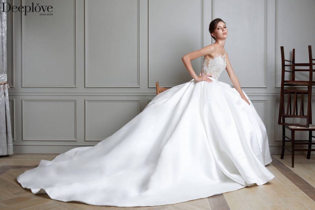 Deeplove Wedding Studio | ดีพเลิฟ ชุดเจ้าสาวมินิมอล, ชุดเจ้าสาว, ชุดเจ้าบ่าว, ชุดไทยแต่งงาน , ชุดไทยเจ้าสาว โดยเฉพาะ