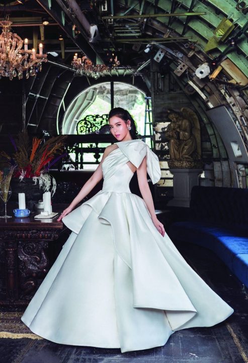 Deeplove Wedding Studio | ดีพเลิฟ ชุดเจ้าสาวมินิมอล, ชุดเจ้าสาว, ชุดเจ้าบ่าว, ชุดไทยแต่งงาน , ชุดไทยเจ้าสาว โดยเฉพาะ