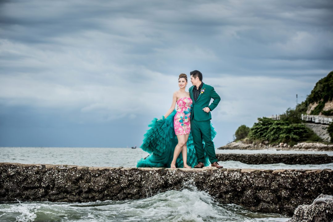 Deeplove Wedding Studio | ดีพเลิฟ ชุดเจ้าสาวมินิมอล, ชุดเจ้าสาว, ชุดเจ้าบ่าว, ชุดไทยแต่งงาน , ชุดไทยเจ้าสาว โดยเฉพาะ