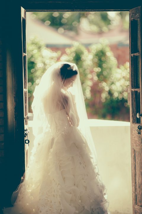 Deeplove Wedding Studio | ดีพเลิฟ ชุดเจ้าสาวมินิมอล, ชุดเจ้าสาว, ชุดเจ้าบ่าว, ชุดไทยแต่งงาน , ชุดไทยเจ้าสาว โดยเฉพาะ