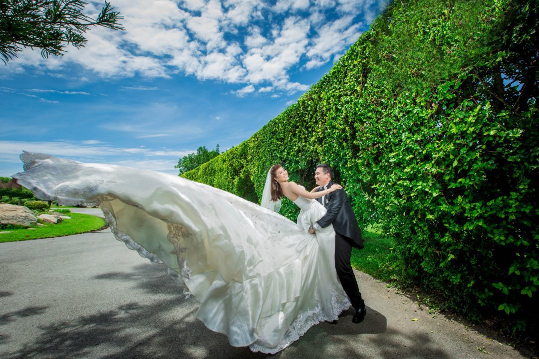 Deeplove Wedding Studio | ดีพเลิฟ ชุดเจ้าสาวมินิมอล, ชุดเจ้าสาว, ชุดเจ้าบ่าว, ชุดไทยแต่งงาน , ชุดไทยเจ้าสาว โดยเฉพาะ