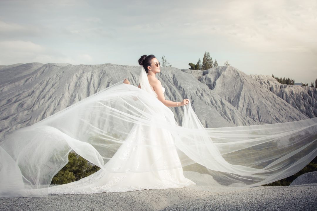 Deeplove Wedding Studio | ดีพเลิฟ ชุดเจ้าสาวมินิมอล, ชุดเจ้าสาว, ชุดเจ้าบ่าว, ชุดไทยแต่งงาน , ชุดไทยเจ้าสาว โดยเฉพาะ