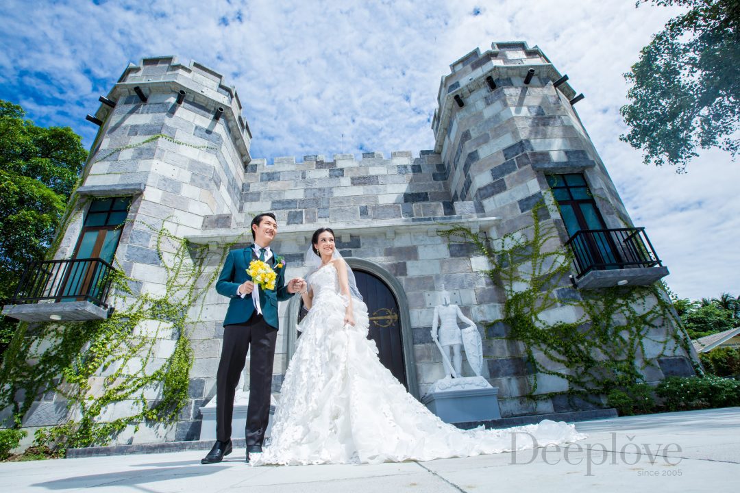 Deeplove Wedding Studio | ดีพเลิฟ ชุดเจ้าสาวมินิมอล, ชุดเจ้าสาว, ชุดเจ้าบ่าว, ชุดไทยแต่งงาน , ชุดไทยเจ้าสาว โดยเฉพาะ