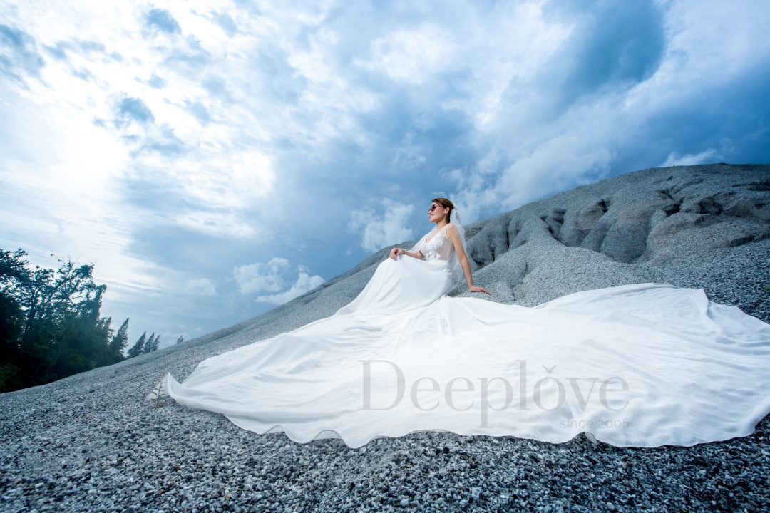 Deeplove Wedding Studio | ดีพเลิฟ ชุดเจ้าสาวมินิมอล, ชุดเจ้าสาว, ชุดเจ้าบ่าว, ชุดไทยแต่งงาน , ชุดไทยเจ้าสาว โดยเฉพาะ