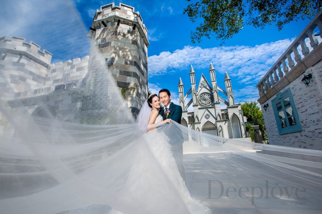 Deeplove Wedding Studio | ดีพเลิฟ ชุดเจ้าสาวมินิมอล, ชุดเจ้าสาว, ชุดเจ้าบ่าว, ชุดไทยแต่งงาน , ชุดไทยเจ้าสาว โดยเฉพาะ