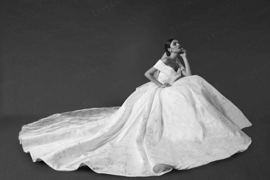 Deeplove Wedding Studio | ดีพเลิฟ ชุดเจ้าสาวมินิมอล, ชุดเจ้าสาว, ชุดเจ้าบ่าว, ชุดไทยแต่งงาน , ชุดไทยเจ้าสาว โดยเฉพาะ