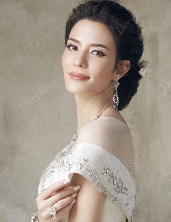 Deeplove Wedding Studio | ดีพเลิฟ ชุดเจ้าสาวมินิมอล, ชุดเจ้าสาว, ชุดเจ้าบ่าว, ชุดไทยแต่งงาน , ชุดไทยเจ้าสาว โดยเฉพาะ