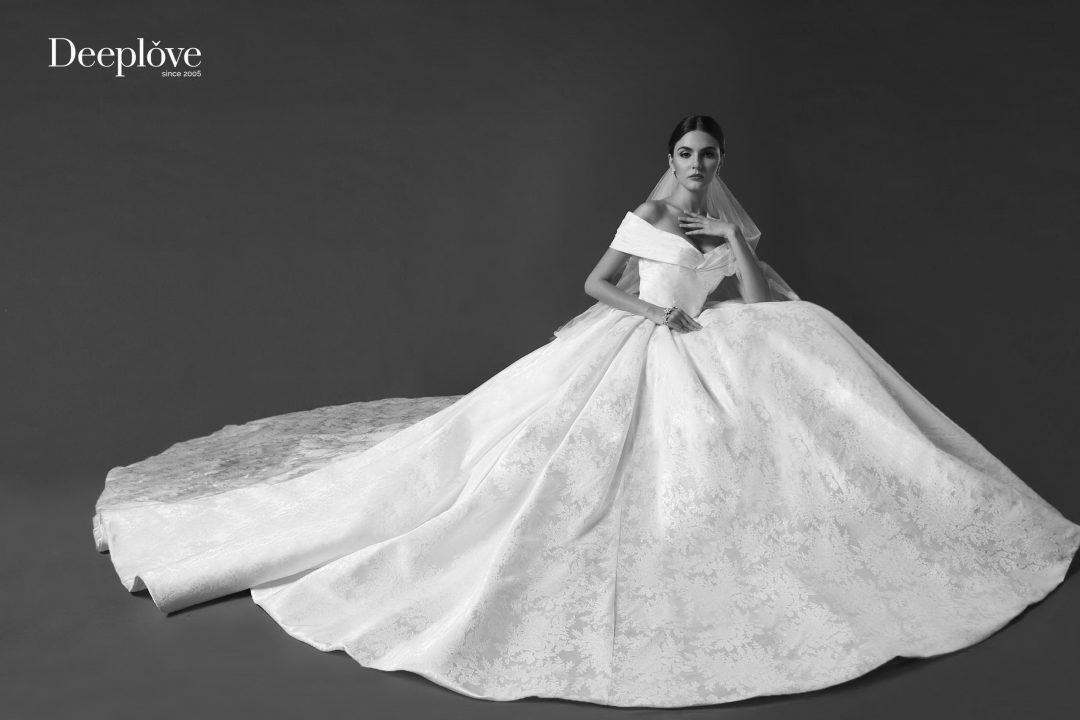 Deeplove Wedding Studio | ดีพเลิฟ ชุดเจ้าสาวมินิมอล, ชุดเจ้าสาว, ชุดเจ้าบ่าว, ชุดไทยแต่งงาน , ชุดไทยเจ้าสาว โดยเฉพาะ