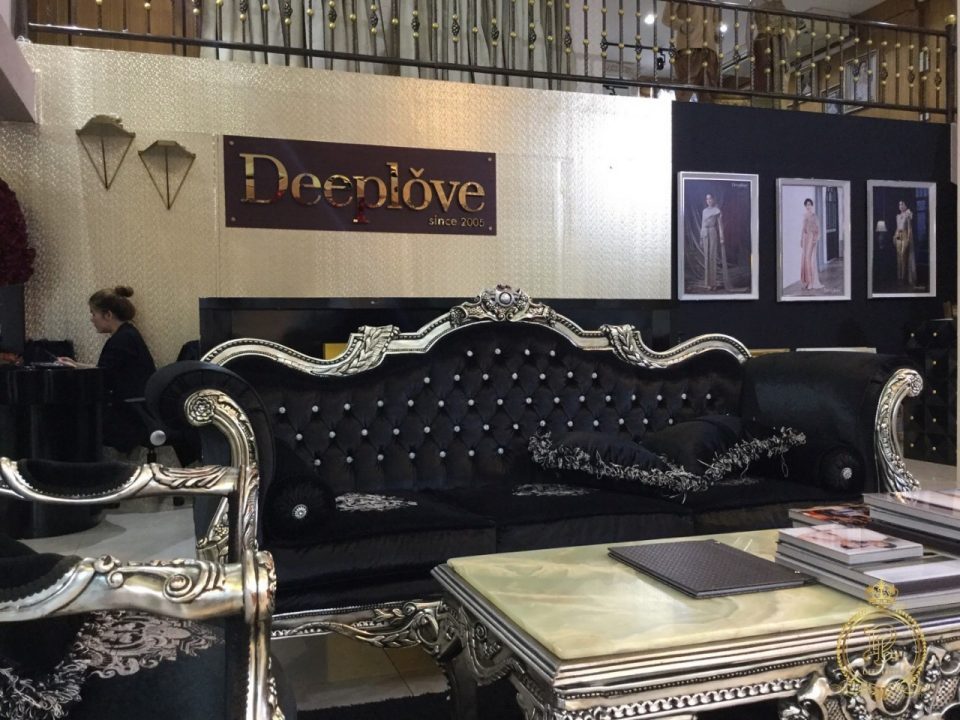 Deeplove Wedding Studio | ดีพเลิฟ ชุดเจ้าสาวมินิมอล, ชุดเจ้าสาว, ชุดเจ้าบ่าว, ชุดไทยแต่งงาน , ชุดไทยเจ้าสาว โดยเฉพาะ