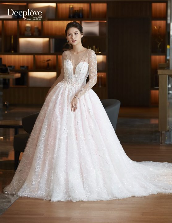 Deeplove Wedding Studio | ดีพเลิฟ ชุดเจ้าสาวมินิมอล, ชุดเจ้าสาว, ชุดเจ้าบ่าว, ชุดไทยแต่งงาน , ชุดไทยเจ้าสาว โดยเฉพาะ