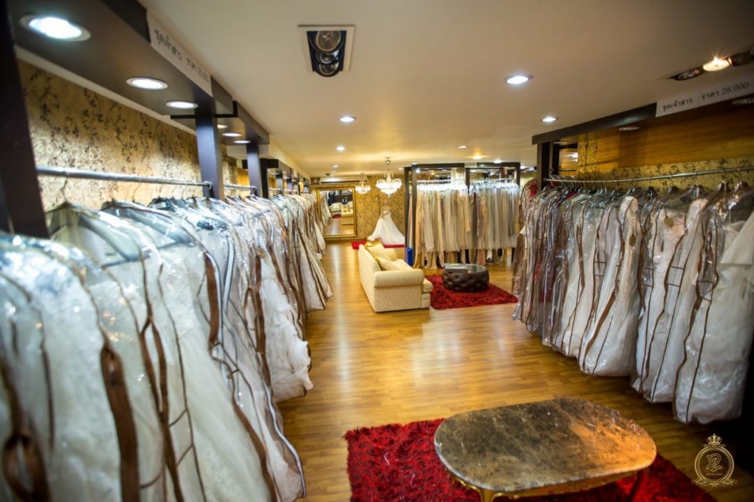 Deeplove Wedding Studio | ดีพเลิฟ ชุดเจ้าสาวมินิมอล, ชุดเจ้าสาว, ชุดเจ้าบ่าว, ชุดไทยแต่งงาน , ชุดไทยเจ้าสาว โดยเฉพาะ