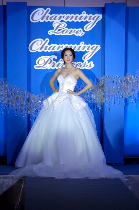 Deeplove Wedding Studio | ดีพเลิฟ ชุดเจ้าสาวมินิมอล, ชุดเจ้าสาว, ชุดเจ้าบ่าว, ชุดไทยแต่งงาน , ชุดไทยเจ้าสาว โดยเฉพาะ