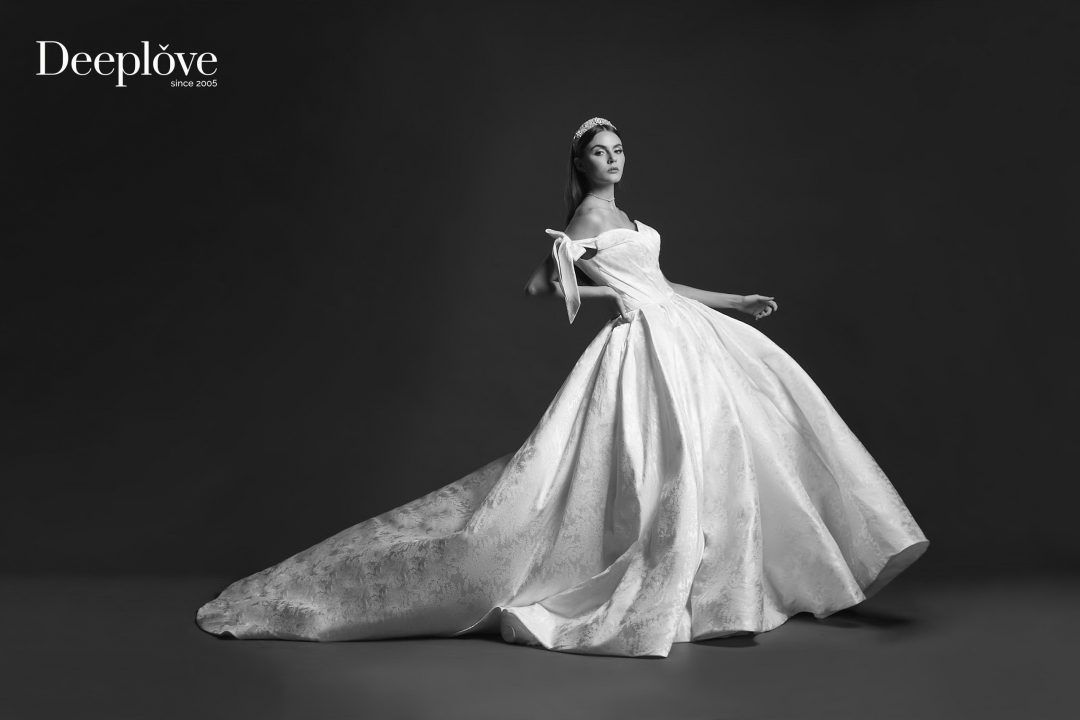 Deeplove Wedding Studio | ดีพเลิฟ ชุดเจ้าสาวมินิมอล, ชุดเจ้าสาว, ชุดเจ้าบ่าว, ชุดไทยแต่งงาน , ชุดไทยเจ้าสาว โดยเฉพาะ