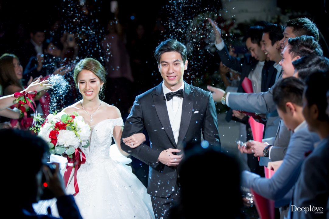 Deeplove Wedding Studio | ดีพเลิฟ ชุดเจ้าสาวมินิมอล, ชุดเจ้าสาว, ชุดเจ้าบ่าว, ชุดไทยแต่งงาน , ชุดไทยเจ้าสาว โดยเฉพาะ