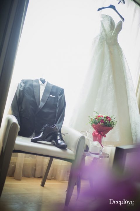 Deeplove Wedding Studio | ดีพเลิฟ ชุดเจ้าสาวมินิมอล, ชุดเจ้าสาว, ชุดเจ้าบ่าว, ชุดไทยแต่งงาน , ชุดไทยเจ้าสาว โดยเฉพาะ