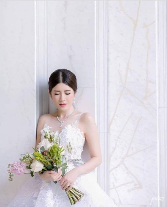 Deeplove Wedding Studio | ดีพเลิฟ ชุดเจ้าสาวมินิมอล, ชุดเจ้าสาว, ชุดเจ้าบ่าว, ชุดไทยแต่งงาน , ชุดไทยเจ้าสาว โดยเฉพาะ