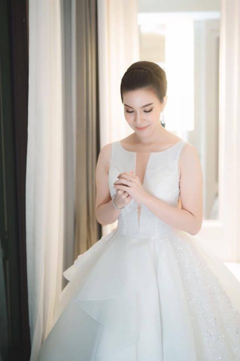 Deeplove Wedding Studio | ดีพเลิฟ ชุดเจ้าสาวมินิมอล, ชุดเจ้าสาว, ชุดเจ้าบ่าว, ชุดไทยแต่งงาน , ชุดไทยเจ้าสาว โดยเฉพาะ
