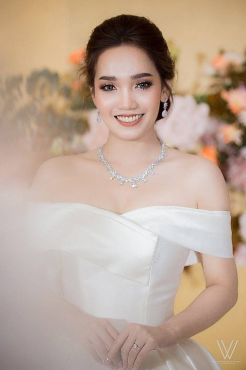 Deeplove Wedding Studio | ดีพเลิฟ ชุดเจ้าสาวมินิมอล, ชุดเจ้าสาว, ชุดเจ้าบ่าว, ชุดไทยแต่งงาน , ชุดไทยเจ้าสาว โดยเฉพาะ