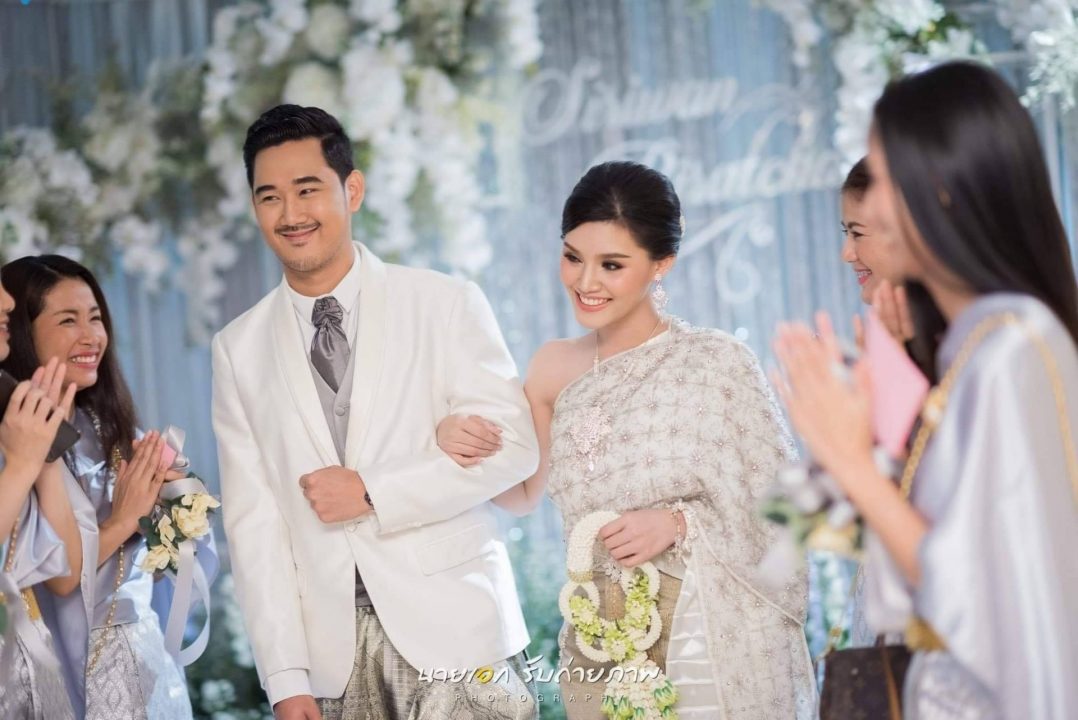 Deeplove Wedding Studio | ดีพเลิฟ ชุดเจ้าสาวมินิมอล, ชุดเจ้าสาว, ชุดเจ้าบ่าว, ชุดไทยแต่งงาน , ชุดไทยเจ้าสาว โดยเฉพาะ