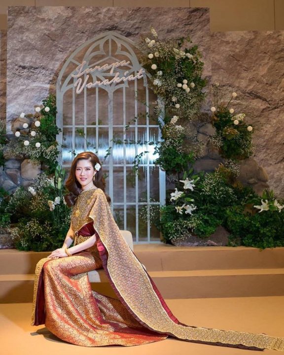 Deeplove Wedding Studio | ดีพเลิฟ ชุดเจ้าสาวมินิมอล, ชุดเจ้าสาว, ชุดเจ้าบ่าว, ชุดไทยแต่งงาน , ชุดไทยเจ้าสาว โดยเฉพาะ
