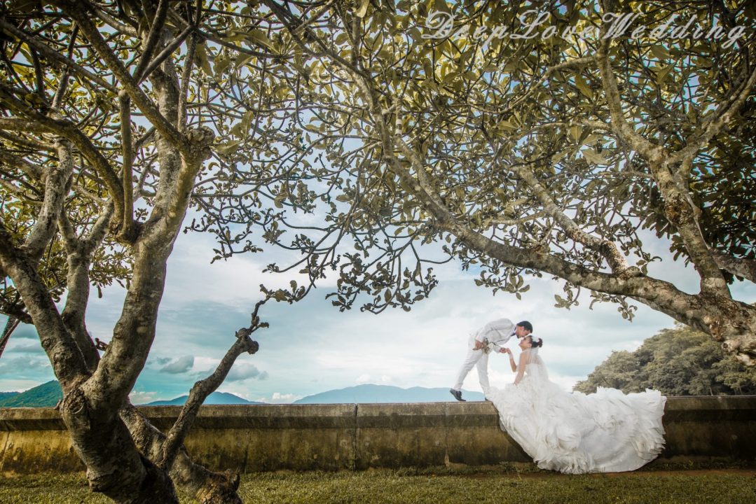 Deeplove Wedding Studio | ดีพเลิฟ ชุดเจ้าสาวมินิมอล, ชุดเจ้าสาว, ชุดเจ้าบ่าว, ชุดไทยแต่งงาน , ชุดไทยเจ้าสาว โดยเฉพาะ