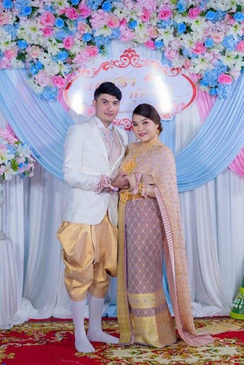 Deeplove Wedding Studio | ดีพเลิฟ ชุดเจ้าสาวมินิมอล, ชุดเจ้าสาว, ชุดเจ้าบ่าว, ชุดไทยแต่งงาน , ชุดไทยเจ้าสาว โดยเฉพาะ