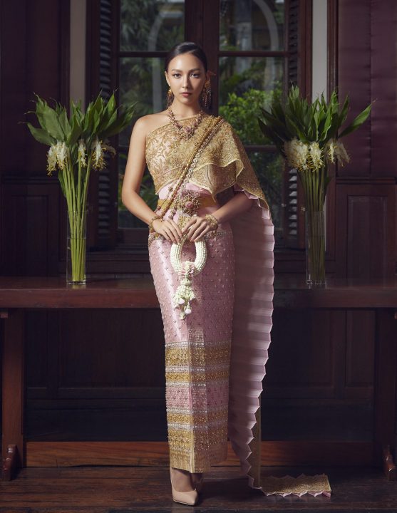Deeplove Wedding Studio | ดีพเลิฟ ชุดเจ้าสาวมินิมอล, ชุดเจ้าสาว, ชุดเจ้าบ่าว, ชุดไทยแต่งงาน , ชุดไทยเจ้าสาว โดยเฉพาะ