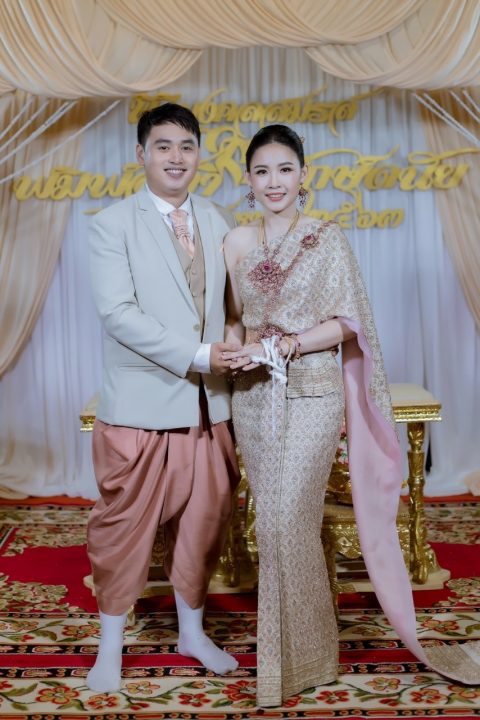 ตัดชุดไทยแต่งงาน