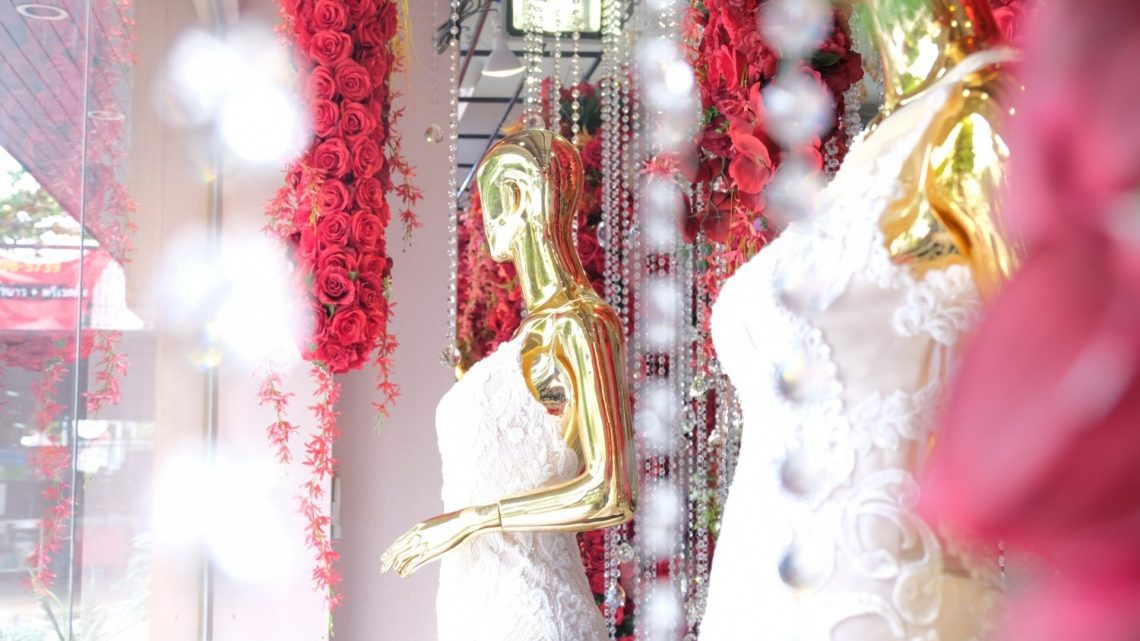 Deeplove Wedding Studio | ดีพเลิฟ ชุดเจ้าสาวมินิมอล, ชุดเจ้าสาว, ชุดเจ้าบ่าว, ชุดไทยแต่งงาน , ชุดไทยเจ้าสาว โดยเฉพาะ
