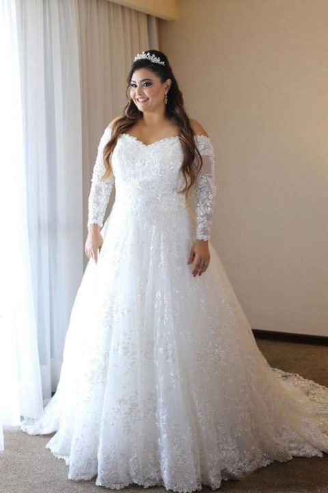 ชุดแต่งงานเจ้าสาว plus size