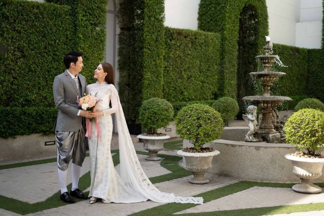 Deeplove Wedding Studio | ดีพเลิฟ ชุดเจ้าสาวมินิมอล, ชุดเจ้าสาว, ชุดเจ้าบ่าว, ชุดไทยแต่งงาน , ชุดไทยเจ้าสาว โดยเฉพาะ