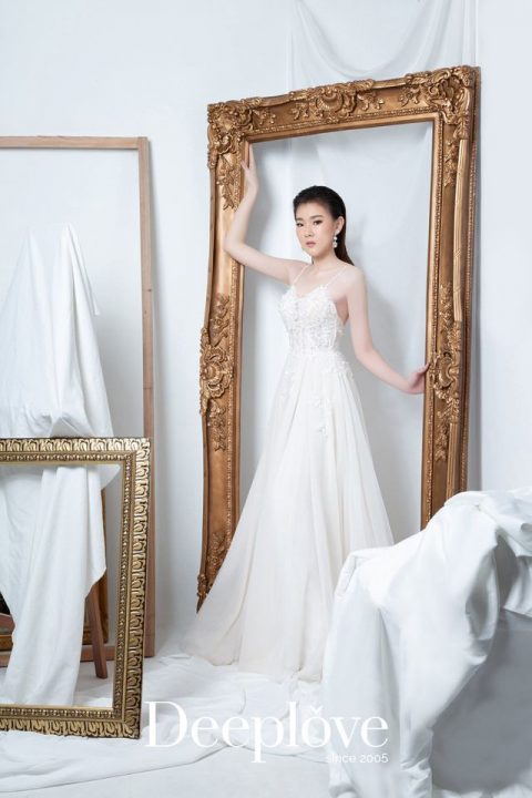 Deeplove Wedding Studio | ดีพเลิฟ ชุดเจ้าสาวมินิมอล, ชุดเจ้าสาว, ชุดเจ้าบ่าว, ชุดไทยแต่งงาน , ชุดไทยเจ้าสาว โดยเฉพาะ