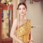 ชุดไทยจักรี ดีไซน์แบบประยุกต์ ผสมผสานความเป็นไทยและความร่วมสมัย