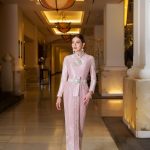 ชุดไทยบรมพิมาน ชุดไทยแต่งงานชั้นสูง เรียบหรู สง่างาม นิยมใช้ในพิธีตักบาตร