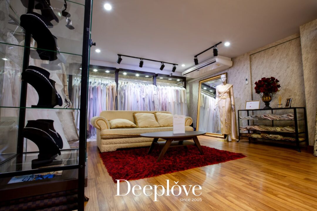 Thai Dress Zone Deeplove Wedding