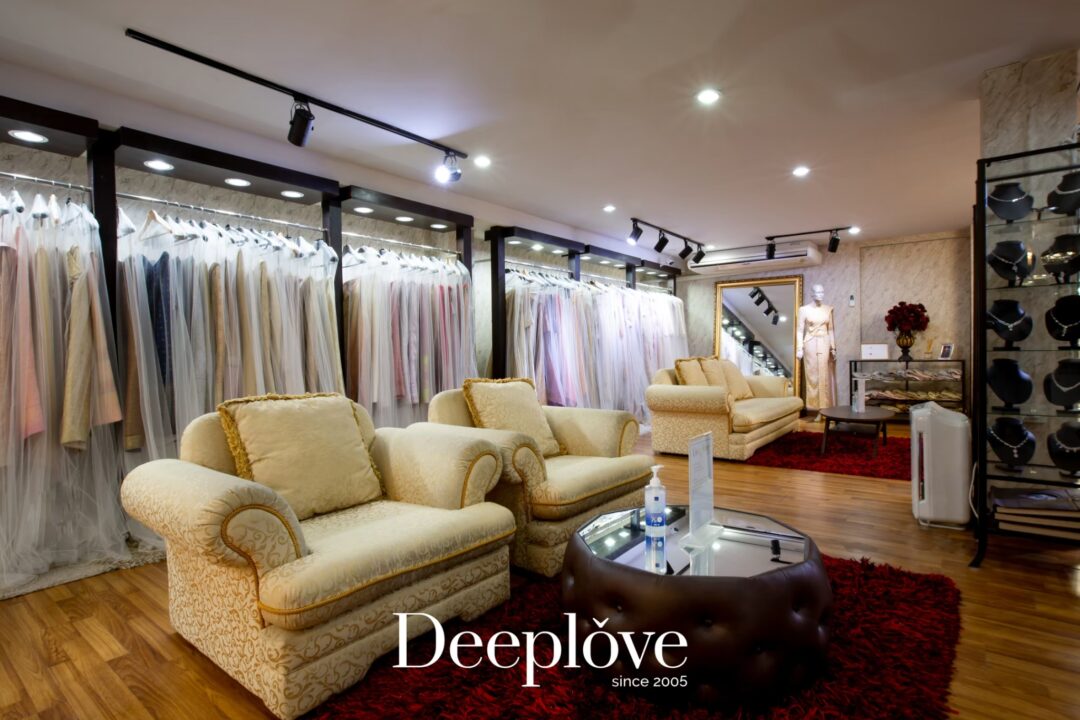 Deeplove Wedding Studio | ดีพเลิฟ ชุดเจ้าสาวมินิมอล, ชุดเจ้าสาว, ชุดเจ้าบ่าว, ชุดไทยแต่งงาน , ชุดไทยเจ้าสาว โดยเฉพาะ