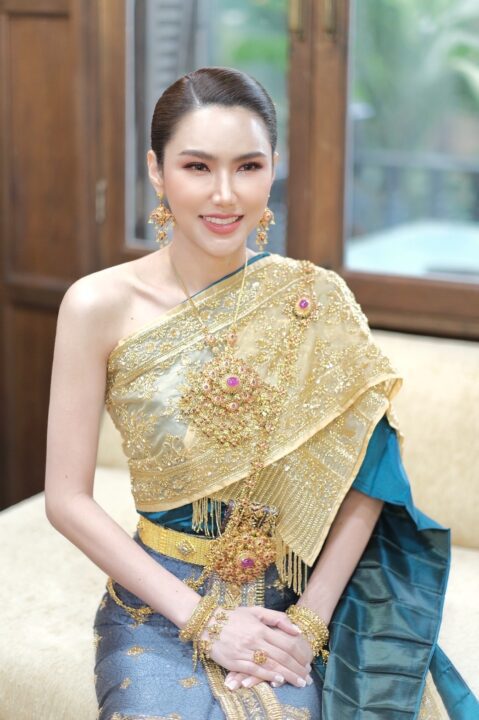 Deeplove Wedding Studio | ดีพเลิฟ ชุดเจ้าสาวมินิมอล, ชุดเจ้าสาว, ชุดเจ้าบ่าว, ชุดไทยแต่งงาน , ชุดไทยเจ้าสาว โดยเฉพาะ