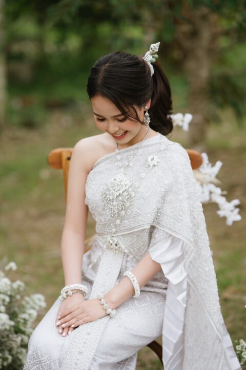 Deeplove Wedding Studio | ดีพเลิฟ ชุดเจ้าสาวมินิมอล, ชุดเจ้าสาว, ชุดเจ้าบ่าว, ชุดไทยแต่งงาน , ชุดไทยเจ้าสาว โดยเฉพาะ