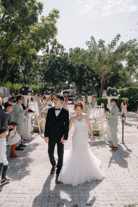 Deeplove Wedding Studio | ดีพเลิฟ ชุดเจ้าสาวมินิมอล, ชุดเจ้าสาว, ชุดเจ้าบ่าว, ชุดไทยแต่งงาน , ชุดไทยเจ้าสาว โดยเฉพาะ