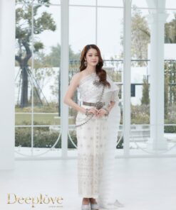ชุดไทยแต่งงาน MALAI มาลัย สไบสีเงินขาว