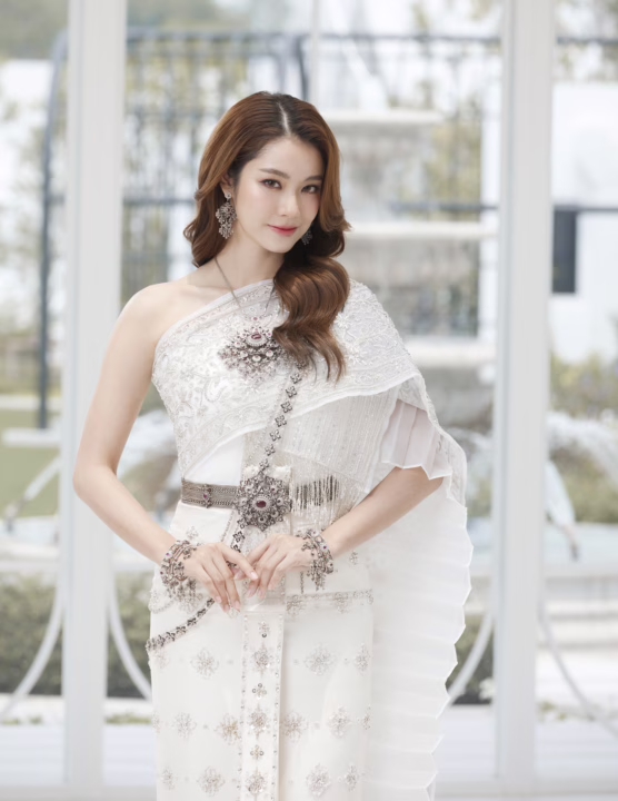 Deeplove Wedding Studio | ดีพเลิฟ ชุดเจ้าสาวมินิมอล, ชุดเจ้าสาว, ชุดเจ้าบ่าว, ชุดไทยแต่งงาน , ชุดไทยเจ้าสาว โดยเฉพาะ