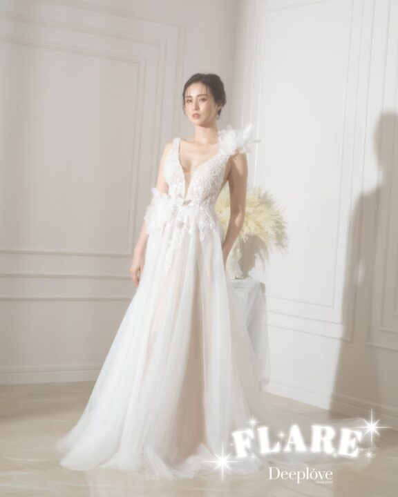 Deeplove Wedding Studio | ดีพเลิฟ ชุดเจ้าสาวมินิมอล, ชุดเจ้าสาว, ชุดเจ้าบ่าว, ชุดไทยแต่งงาน , ชุดไทยเจ้าสาว โดยเฉพาะ