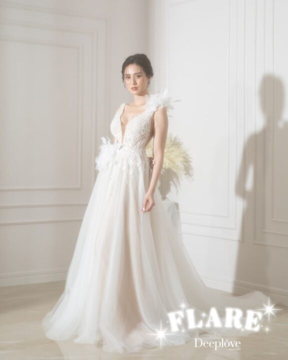 Deeplove Wedding Studio | ดีพเลิฟ ชุดเจ้าสาวมินิมอล, ชุดเจ้าสาว, ชุดเจ้าบ่าว, ชุดไทยแต่งงาน , ชุดไทยเจ้าสาว โดยเฉพาะ