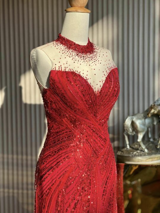 เลือกชุดยกน้ำชายังไง ให้สวยเป๊ะ พร้อมแชร์ไอเดียชุดยกน้ำชาสวยๆ ในพิธีหมั้นแบบจีน