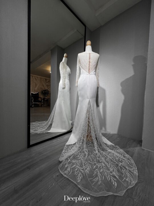Deeplove Wedding Studio | ดีพเลิฟ ชุดเจ้าสาวมินิมอล, ชุดเจ้าสาว, ชุดเจ้าบ่าว, ชุดไทยแต่งงาน , ชุดไทยเจ้าสาว โดยเฉพาะ
