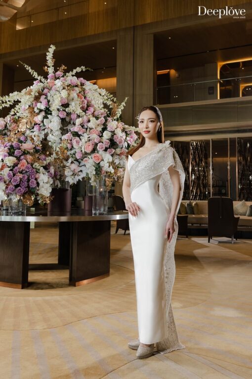 ชุดไทยประยุกต์อิงฟอร์มจักรี - Image 2