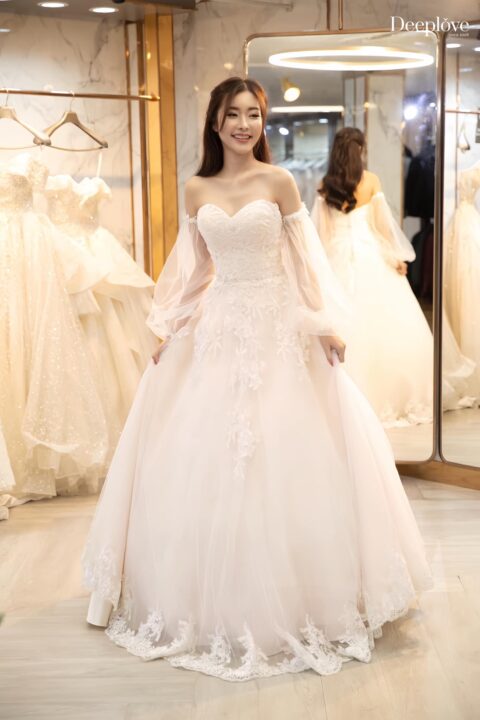 Deeplove Wedding Studio | ดีพเลิฟ ชุดเจ้าสาวมินิมอล, ชุดเจ้าสาว, ชุดเจ้าบ่าว, ชุดไทยแต่งงาน , ชุดไทยเจ้าสาว โดยเฉพาะ