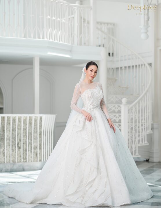 Deeplove Wedding Studio | ดีพเลิฟ ชุดเจ้าสาวมินิมอล, ชุดเจ้าสาว, ชุดเจ้าบ่าว, ชุดไทยแต่งงาน , ชุดไทยเจ้าสาว โดยเฉพาะ
